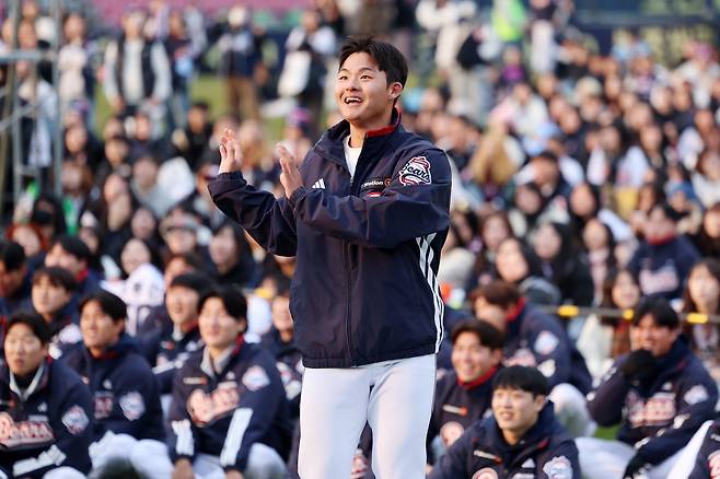 이교훈. 뉴시스