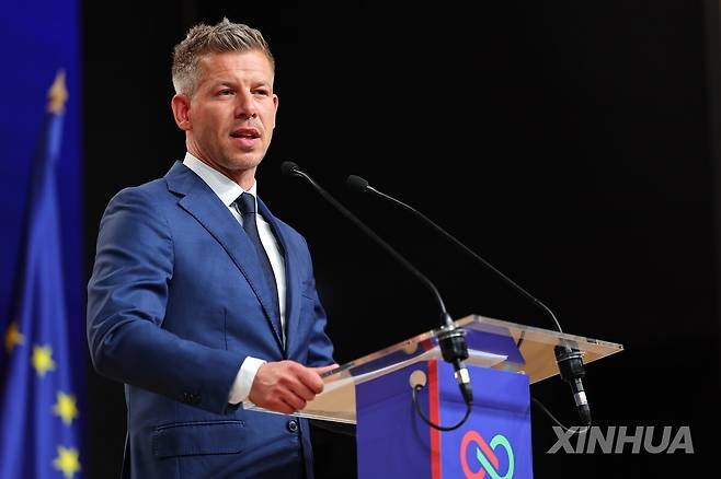 헝가리 총선서 승리한 머저르 페테르 티서당 대표 [신화통신 연합뉴스 자료사진. 재배포 및 DB 금지]