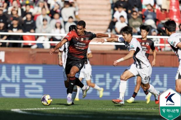 포항스틸러스가 오는 19일 안양과의 홈경기에서 필승을 다지고 있다. 사진은 최근 득점에서 침묵하고 있는 조르지. 한국프로축구연맨 제공