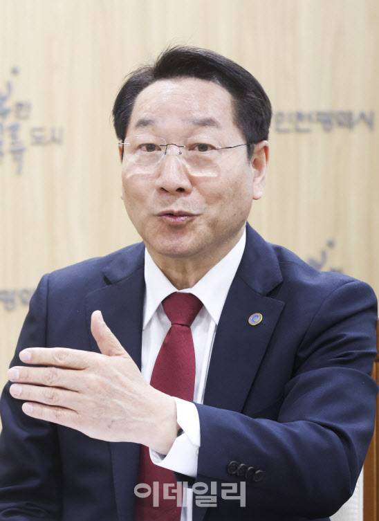 [이데일리 이영훈 기자] 유정복 시장, 인천시장 출마 인터뷰