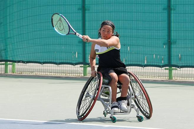 여자단식 8강에 오른 카미지 유이