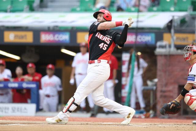 KIA 타이거즈 시절 패트릭 위즈덤./KIA 타이거즈