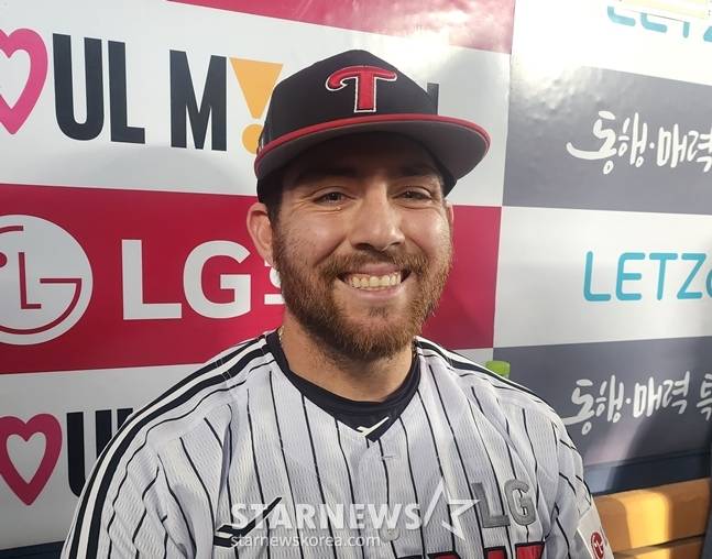 14일 롯데전을 마친 뒤 오스틴의 모습. /사진=박수진 기자