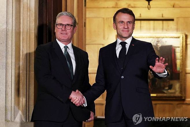 영프 정상 [AP 연합뉴스 자료사진. 재판매 및 DB 금지]