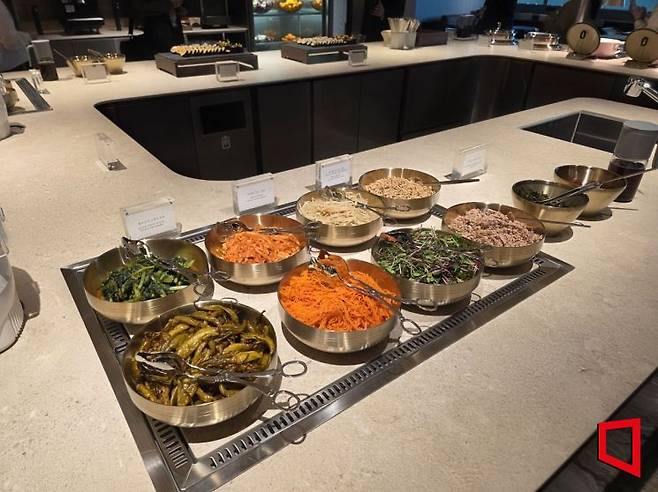 대한항공 T2 프레스티지 서편 라운지 뷔페. 최영찬 기자