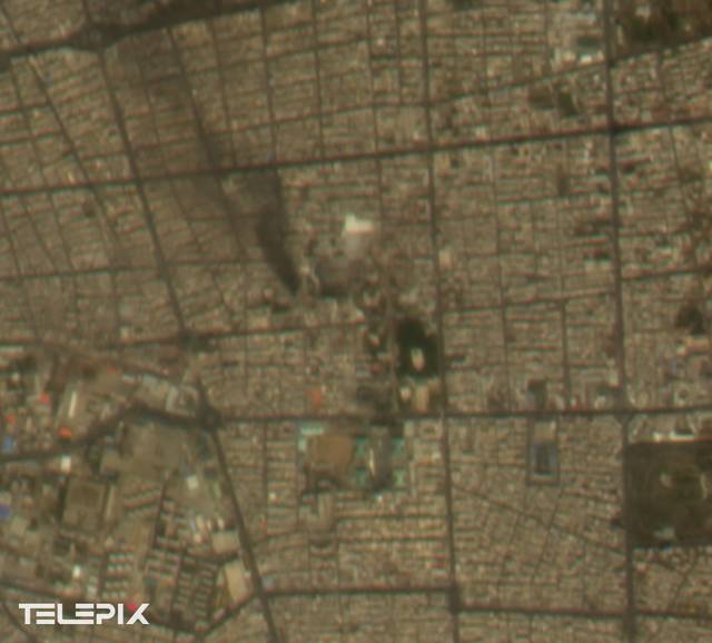 이란 지도부 관련 시설 과 주변에 피해 입은 것으로 추정되는 건물 모습. 텔레픽스 제공.