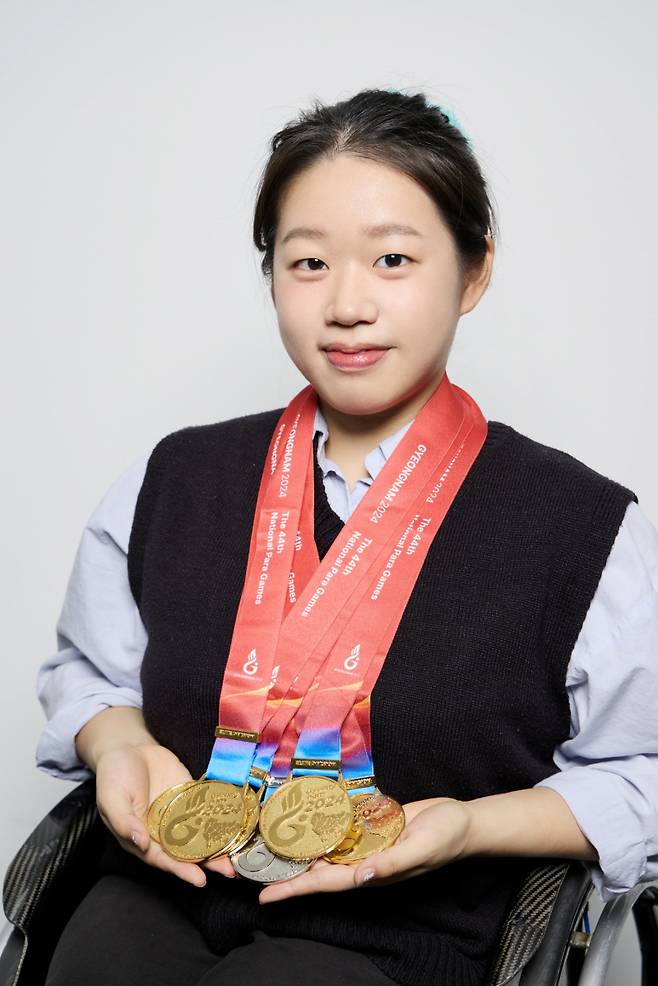 2024 전국장애인체육대회에서 수영 5관왕으로 최우수선수(MVP)가 된 김윤지. 대한장애인체육회 제공