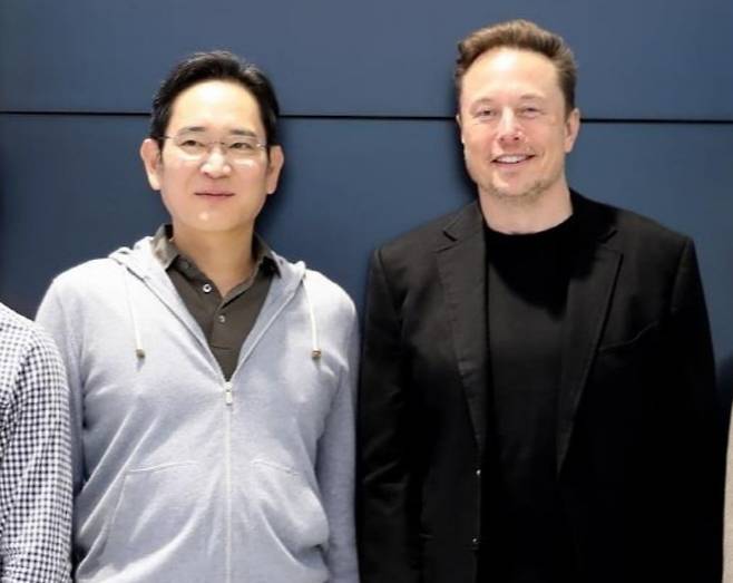 2023년 5월 만난 이재용 삼성전자 회장(왼쪽), 일론 머스크 테슬라 최고경영자. / 사진=삼성전자 제공