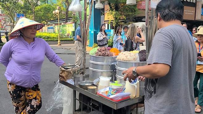 화려하게 물들인 쏘이. / 사진. © 신예희