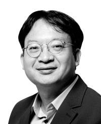 박병률 탐사기획에디터 겸 경제에디터