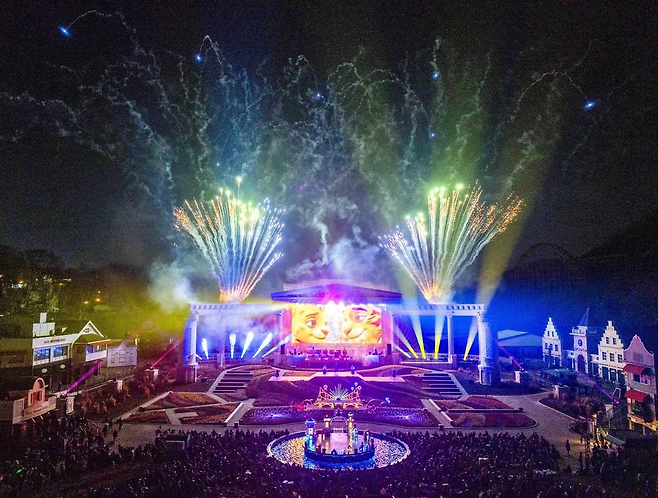 에버랜드, 스페셜 불꽃쇼 ‘빛의 수호자들’ [에버랜드 제공]