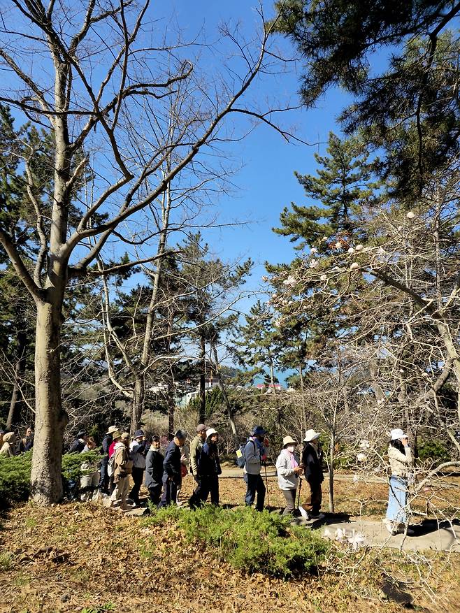 비밀의 정원 탐방.