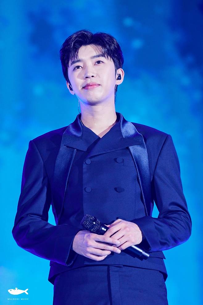 임영웅 '별빛 같은 나의 사랑아' 기록 행진..신드롬 계속