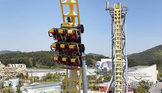 '초여름 날씨, 시원하게' [촬영 김동민]