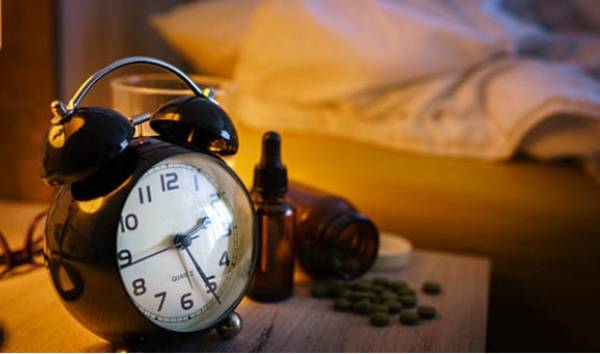 봄철 일조량 증가와 야외활동 확대에도 불구하고 자살률이 오히려 높아지는 '스프링 피크(spring peak)' 현상이 이어지면서 수면을 중심으로 한 정신건강 관리의 중요성이 부각되고 있다. /게티이미지뱅크