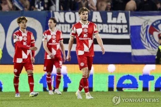 UECL 4강 진출에 실패한 마인츠 / 사진=연합뉴스