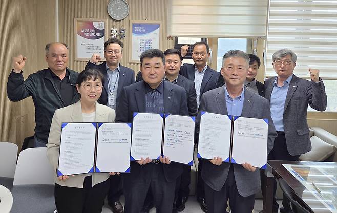 똘똘 뭉치는 영월 민관