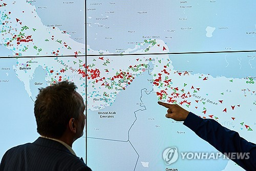 호르무즈 해협 지도. AP 연합뉴스