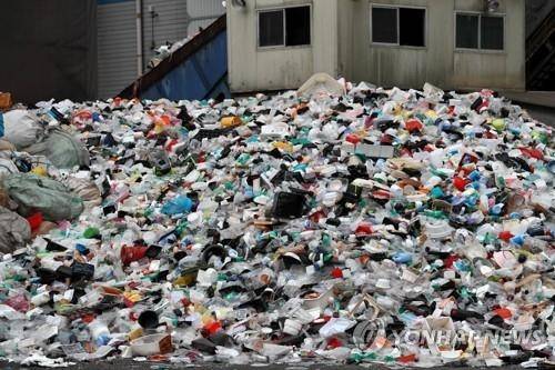 폐플라스틱 자료사진. 연합뉴스