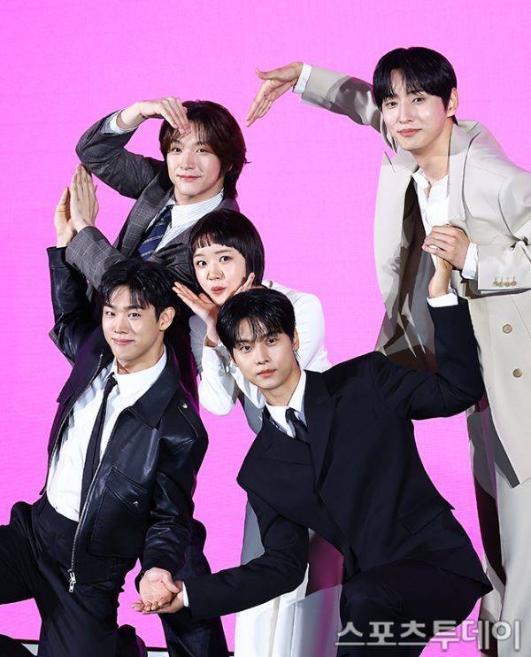 로맨스의 절댓값 제작발표회 배우진 / 사진=DB