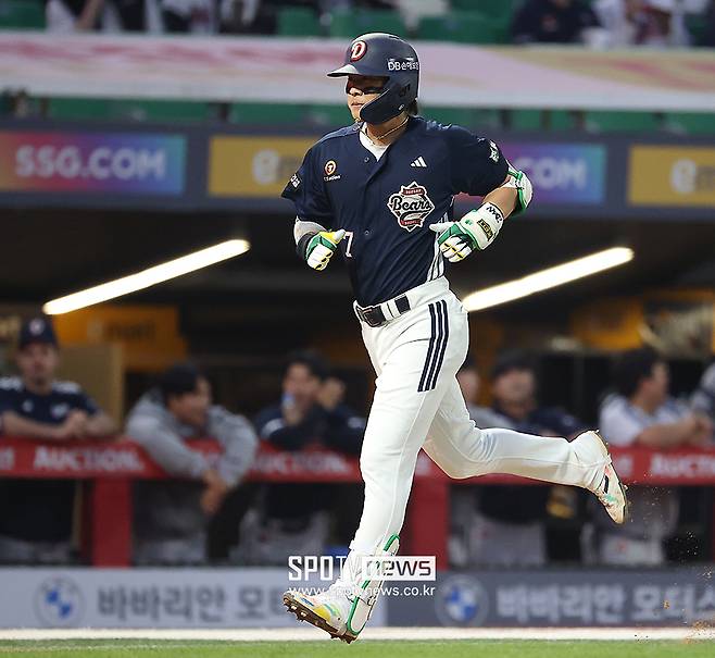 ▲ 두산 이적 후 팀의 오랜 고민을 말끔하게 지워주고 있는 박찬호 ⓒ곽혜미 기자