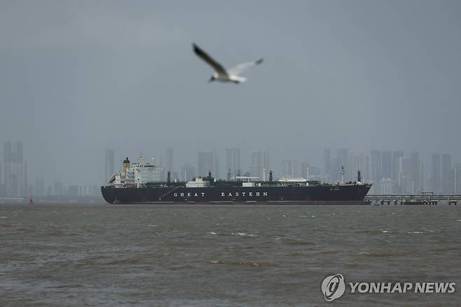 호르무즈 해협 봉쇄 [로이터 연합뉴스 자료사진 재판매 및 DB 금지]