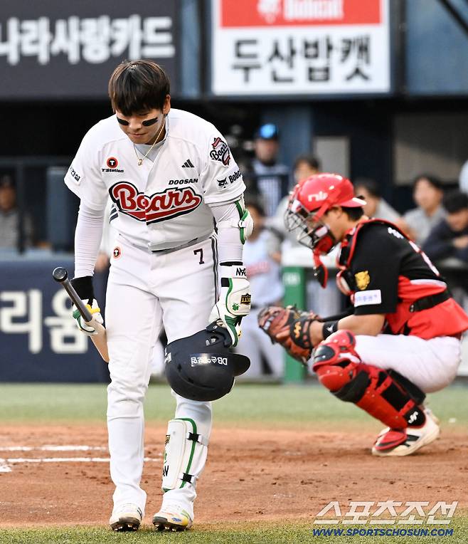 12년 동안 응원해준 팬들을 잊지 않았던 순간.