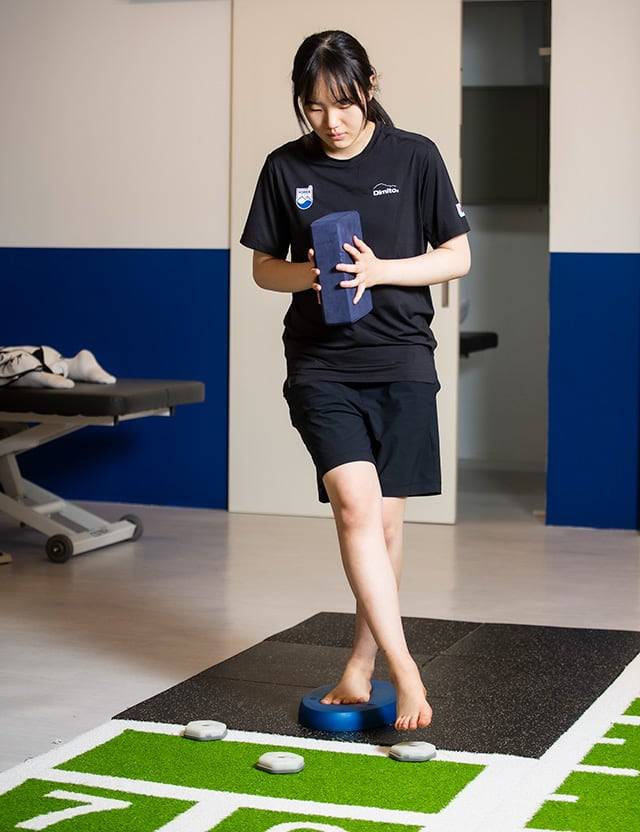 지난 14일 서울 강남의 한 체육관에서 유승은이 훈련을 하고 있다. /김종연 영상미디어 객원기자