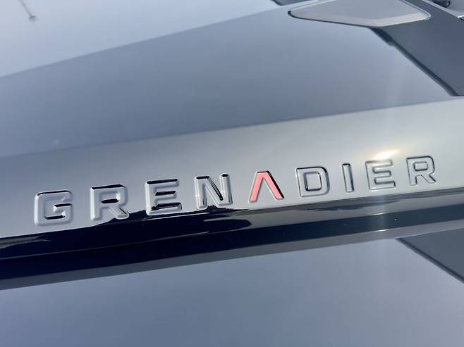 이네오스 그레나디어. 사진=김동찬 기자.