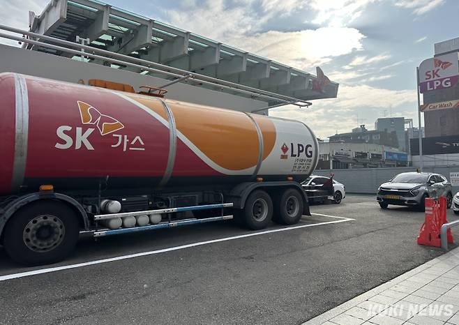 중동사태 여파로 액화석유가스(LPG) 가격까지 오르면서 택시업계의 부담이 커지고 있다. 송민재 기자&nbsp;