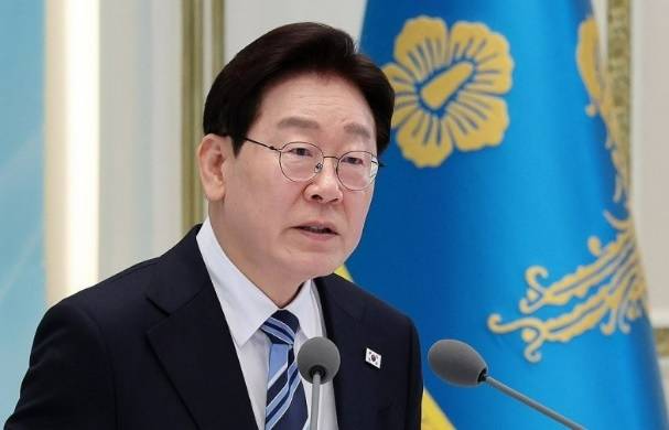 이재명 대통령이 17일 청와대 영빈관에서 열린 공공기관 및 유관기관 업무보고에서 발언하고 있다.[연합]