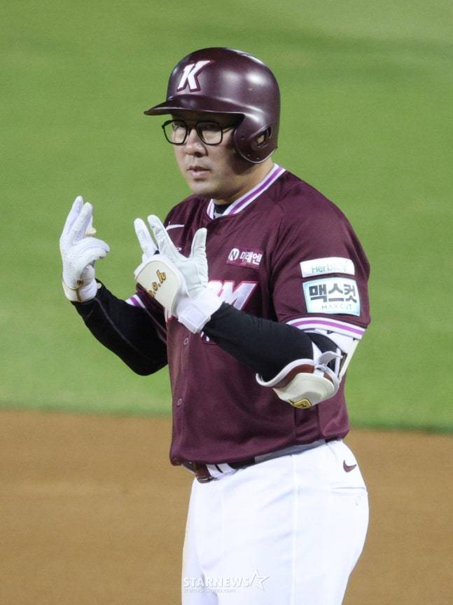 안치홍. /사진=김진경 대기자