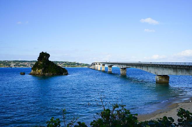 고리섬(일명 코우리섬)으로 이어지는 고리대교.  GETTYIMAGES