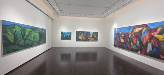 강경구 초대전 '바람의 언덕' 전시 모습. 사진=거제삼성호텔