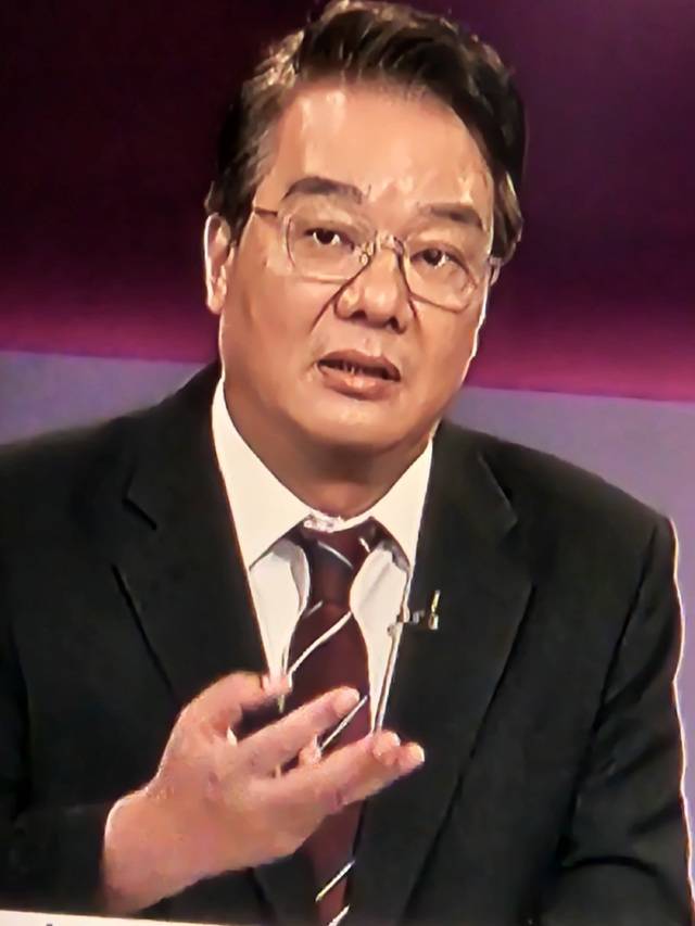 송국건 정치평론가