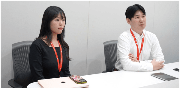 관객의 '인생 영화' 뒤엔 엔딩크레딧에도 없는 이들이 있다. 롯데시네마 프로그램팀 이혜진 사원(왼쪽)과 하정훈 책임이 영화 편성에 대해 이야기하고 있다. 사진=ER 이코노믹리뷰 김연제 기자.