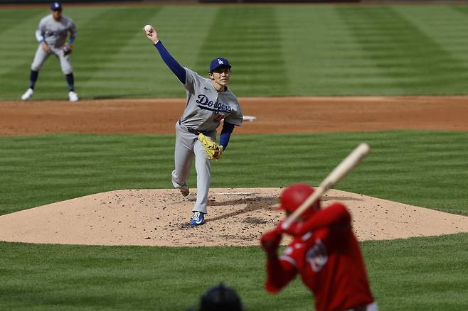 사사키 로키가 지난 6일(한국시각) 워싱턴 내셔널스전서 힘차게 공을 뿌리고 있다. Imagn Images연합뉴스