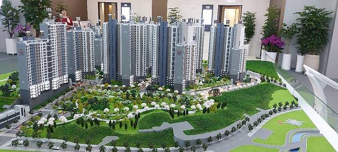 '썬밸리 오드카운티 가평설악' 견본주택에 마련된 조형물. 사진=이종배기자