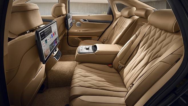 제네시스 G80 2열 [사진출처=현대차]