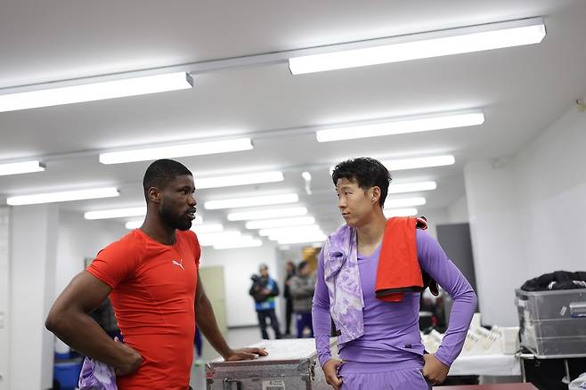 케빈 단소(왼쪽), 손흥민. 토트넘 홋스퍼 공식 채널