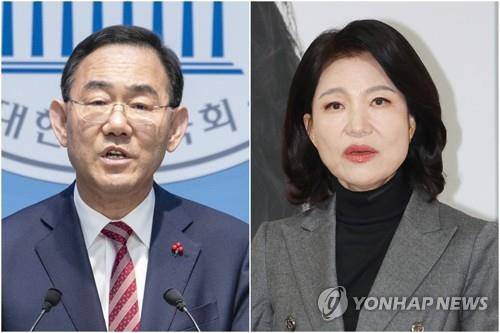 주호영 의원(왼쪽)과 이진숙 전 방송통신위원장 [촬영 황광모·김현태]