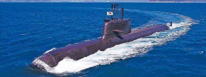 한화오션이 국내 기술로 건조한 첫 3000t급 잠수함 '장보고-Ⅲ' 모습. [사진=한화오션]