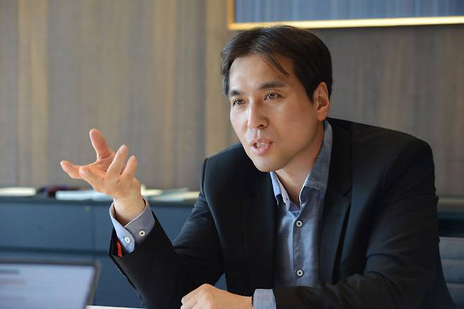 법무법인 태평양에서 인사노무 그룹장을 맡고 있는 김상민 변호사는 근로자 추정제가 도입되면 이를 악용한 기획·집단소송이 범람할 수 있다고 우려했다. (사진제공=태평양)