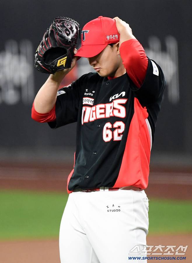 10일 대전 한화생명볼파크에서 열린 한화와 KIA의 경기. KIA 정해영이 숨을 고르고 있다. 대전=박재만 기자 pjm@sportschosun.com/2026.04.10/