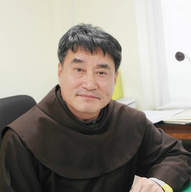 김재섭 신부는 “국내 등록 장애인 수는 증가하는 반면, 가톨릭 내 장애인 신자는 냉담자와 개종자가 많아 수가 점점 줄고 있다”라며 “청소년, 노인, 이주민 사목 등에 비해 장애인 사목은 교회 내에서 제대로 자리도 못 잡은 상황”이라고 말했다. 김재섭 신부 제공