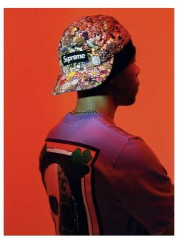 슈프림과 현대 미술 작가 마이크 켈리의 컬래버레이션 홍보 이미지. [슈프림 홈페이지 캡처]