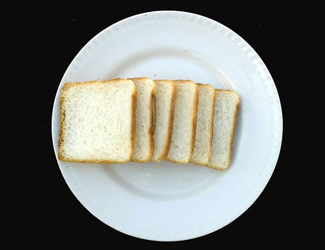 공복 상태에서는 음식 섭취 순서에 따라 혈당 반응과 포만감 유지에 차이가 나타날 수 있다. 게티이미지