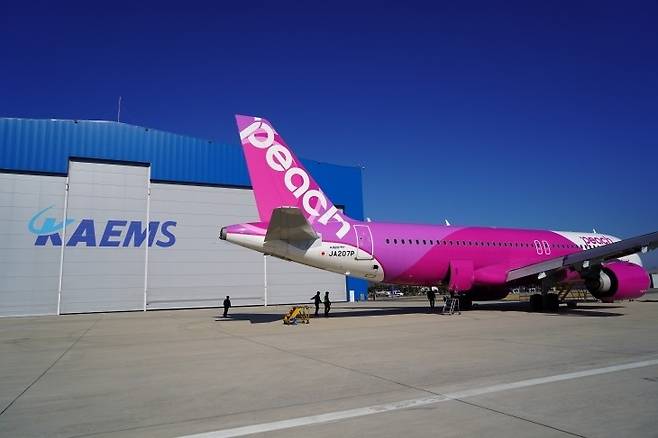 사천 MRO 단지에서 정비 받은 일본 피치항공 민항기 [경남도 제공. 재판매 및 DB 금지]