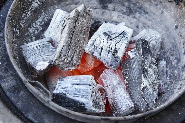숯불 *사진은 해당 기사와 직접 관련 없음. [아이클릭아트 제공]