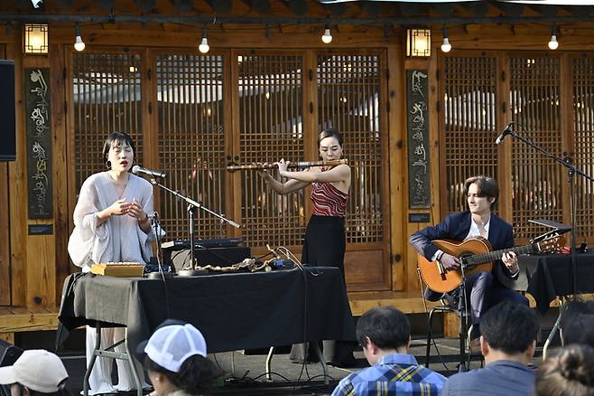 2025년 남산 마당페스타 공연 사진. 서울남산국악당